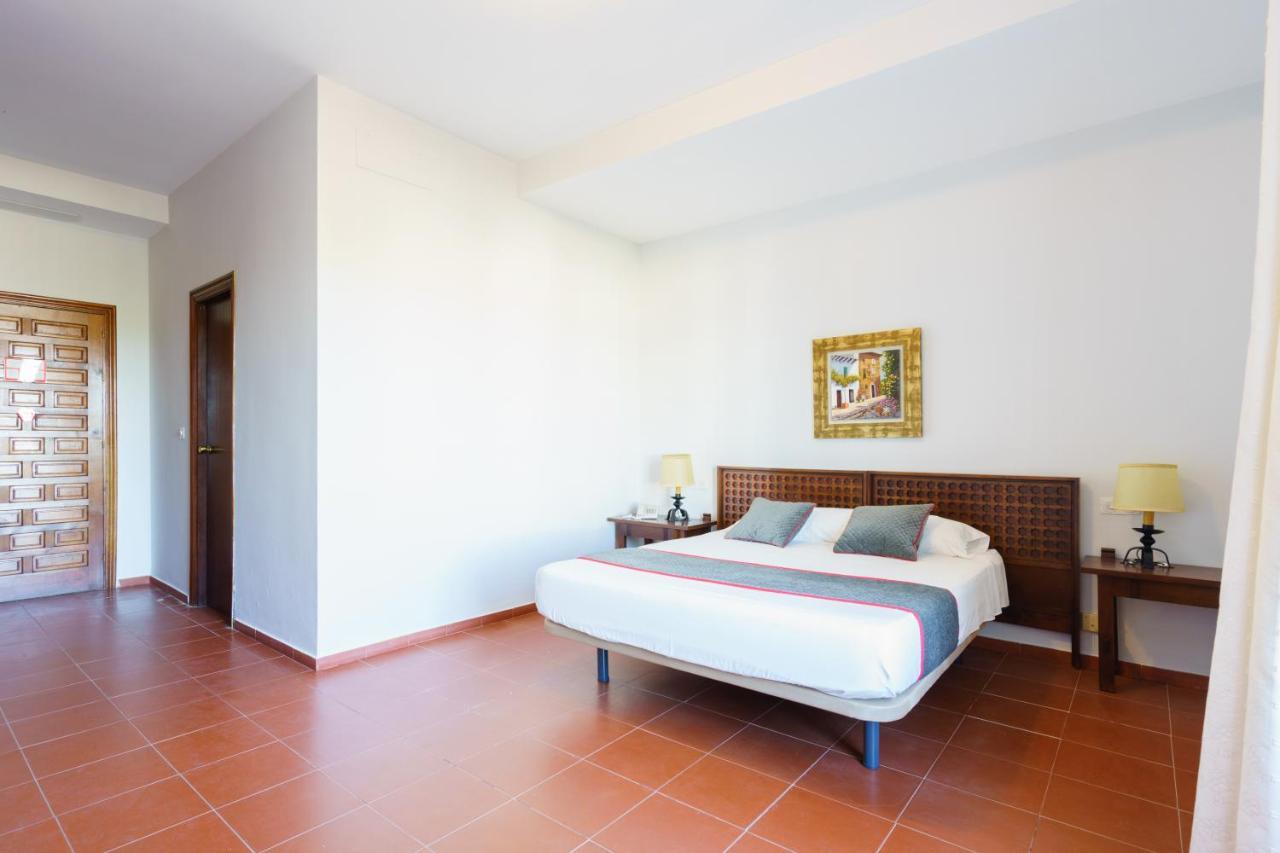 Venta Del Alto Hotel Las Cumbres By Vivere Stays El Garrobo Eksteriør bilde