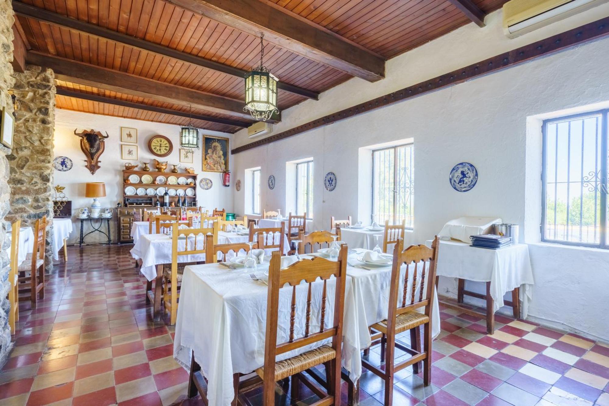 Venta Del Alto Hotel Las Cumbres By Vivere Stays El Garrobo Eksteriør bilde